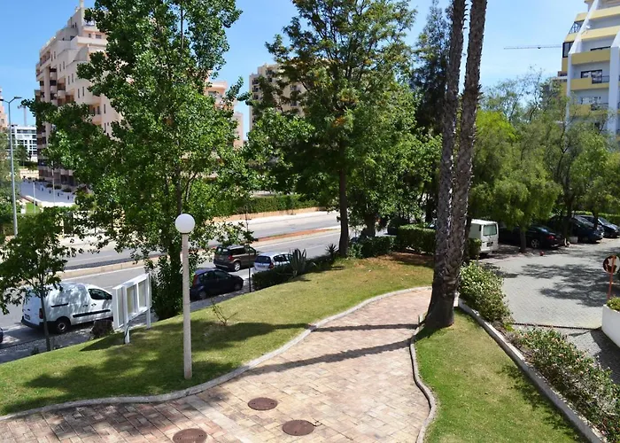 Tower House Rocha Апартаменты