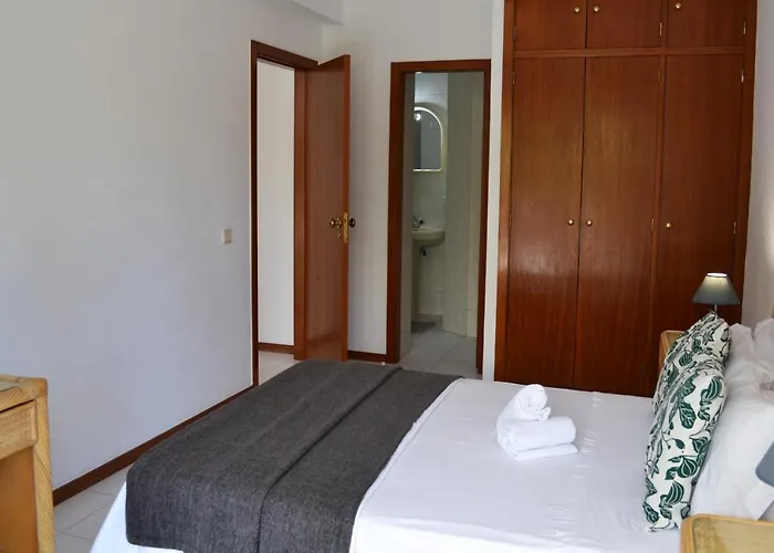 Апартаменты Tower House Rocha Портиман