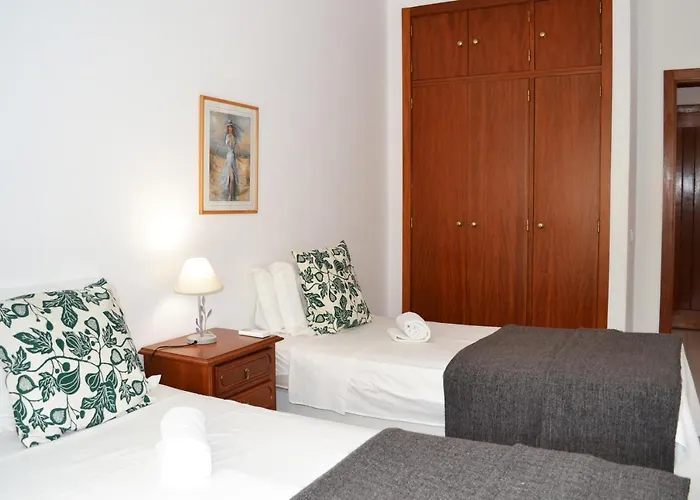 Апартаменты Tower House Rocha Портиман