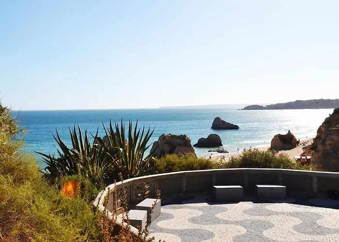 Tower House Rocha Апартаменты *