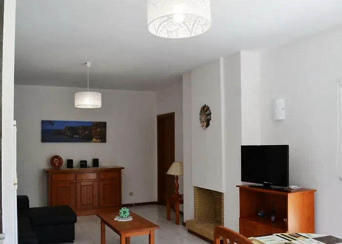 Tower House Rocha Апартаменты