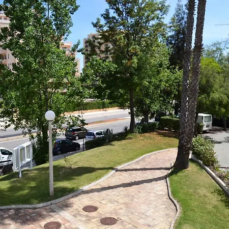 Tower House Rocha Апартаменты